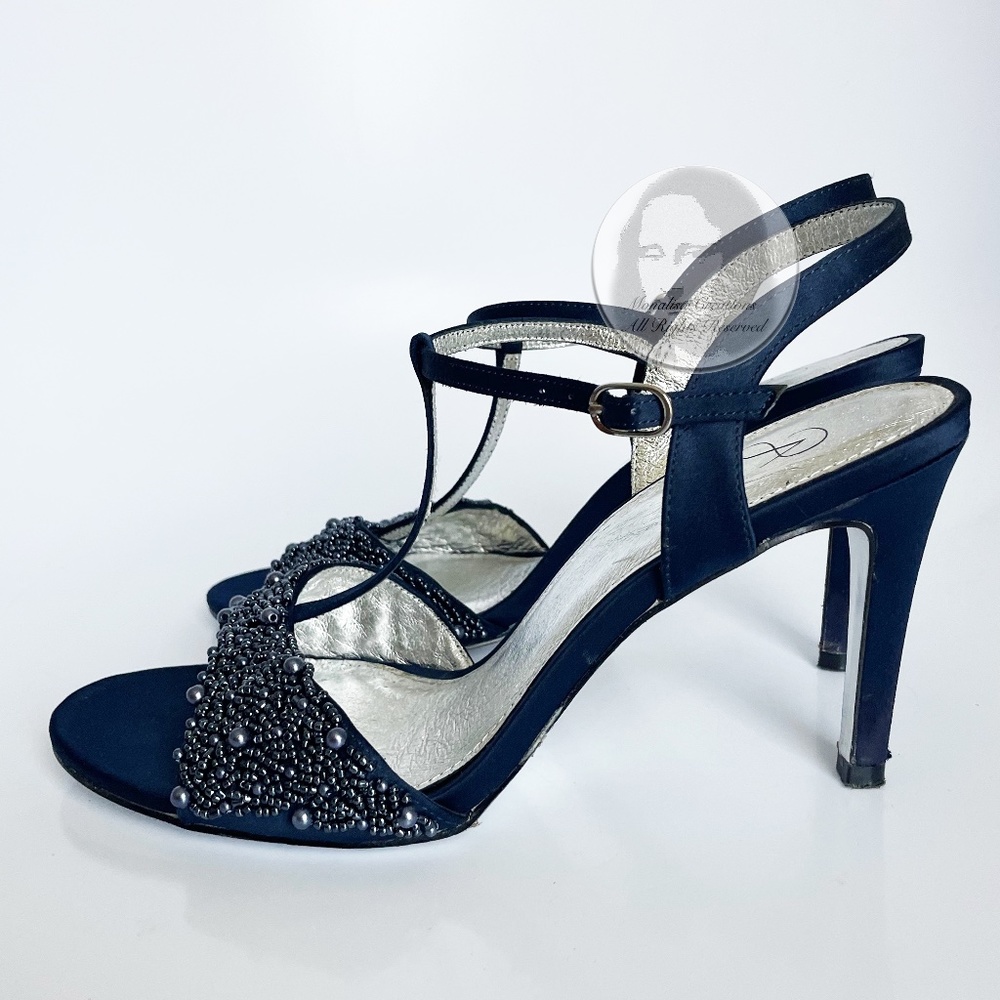 Adrianna Papell Alia Sandal T-Strap Beaded Satin Formal Evening Heels Size 8.5M - Picture 8 of 13